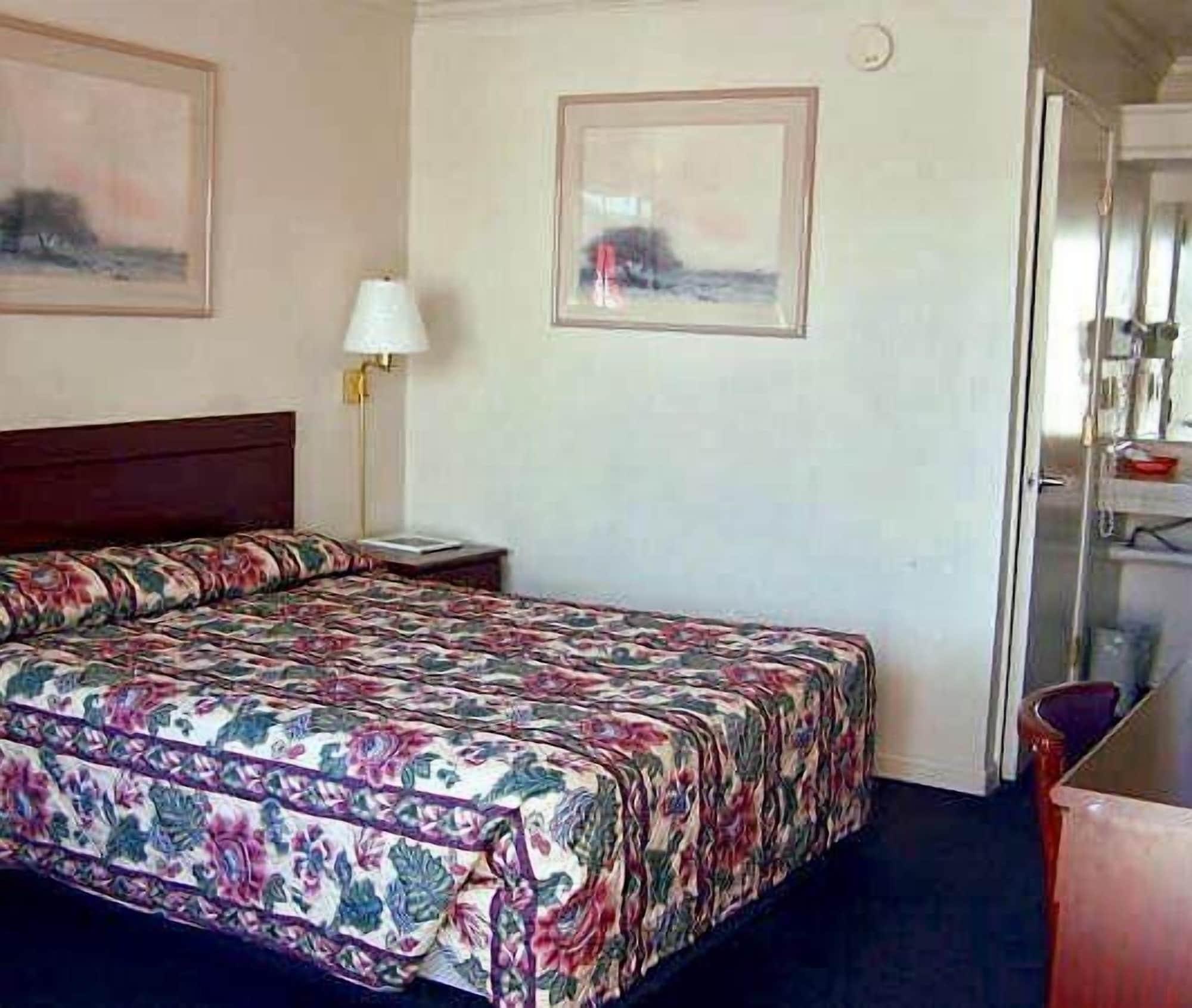 Economy Inn Monterey Seaside Dış mekan fotoğraf