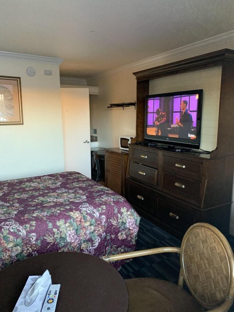 Economy Inn Monterey Seaside Dış mekan fotoğraf
