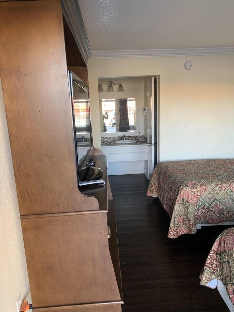 Economy Inn Monterey Seaside Dış mekan fotoğraf