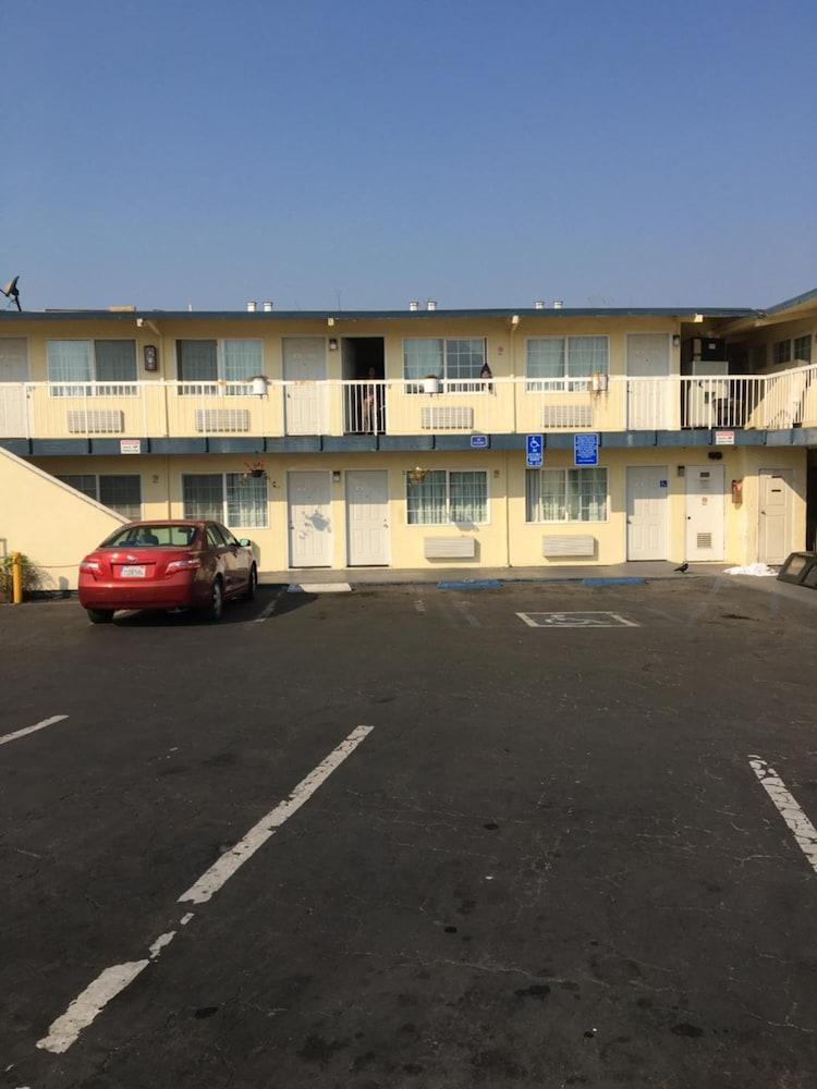 Economy Inn Monterey Seaside Dış mekan fotoğraf