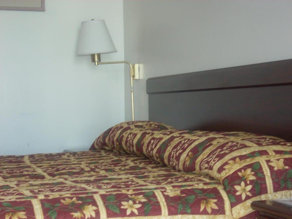 Economy Inn Monterey Seaside Dış mekan fotoğraf